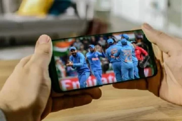 இணையம் இல்லாமலே போனில் லைவ் கிரிக்கெட் பார்க்கலாம் - எப்படி சாத்தியம்?