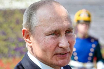 மங்கும் கண்பார்வை... மரத்துப்போகும் நாக்கு: புடின் உடல்நிலை குறித்து பீதியில் மருத்துவர்கள்