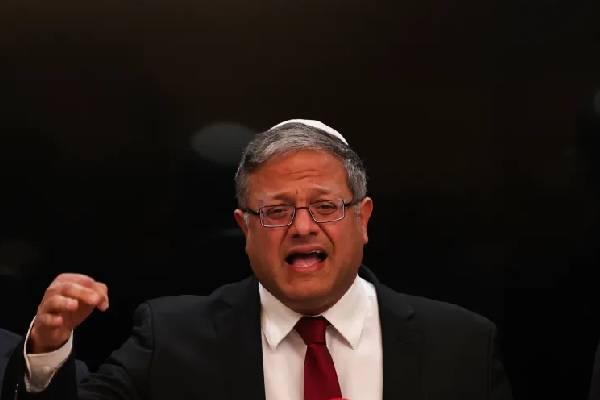 பயங்கரவாதி என கைதானால் இனி... பாலஸ்தீனியர்களைக் குறிவைக்கும் இஸ்ரேல் | Israel Parliament Passes Law