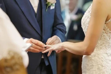 திருமணத்திற்கான சட்டப்பூர்வ வயதில் மாற்றம் கொண்டுவந்த பிரித்தானியா: சிறை தண்டனையும் அறிவிப்பு