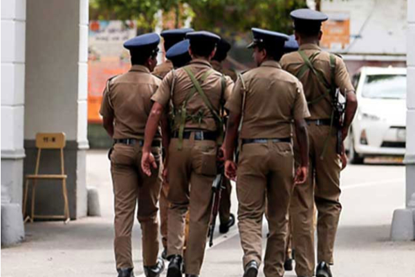 இலங்கையில் ஜெர்மன் நாட்டவருக்கு நேர்ந்த கதி | German National Were Stung By Wasps