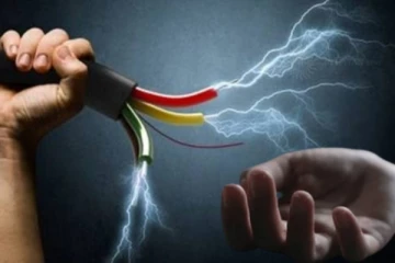 நுவரெலியாவில் மின்சாரம் தாக்கி ஒருவர் உயிரிழப்பு