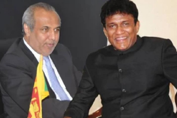 வடக்கு கிழக்கு தமிழ் மக்களின் அரசியல் தீர்வு அவர்களின் தனித்துவமான பிரச்சனை என்பதை கோடிட்டு காட்டியுள்ள மனோ மற்றும் ஹக்கீம்! - ஐபிசி தமிழ்