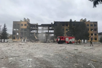 ராணுவ தளத்தை ஏவுகணைகளால் சிதைத்த ரஷ்யா... 70க்கும் மேற்பட்ட உக்ரைன் வீரர்கள் கொன்று குவிப்பு