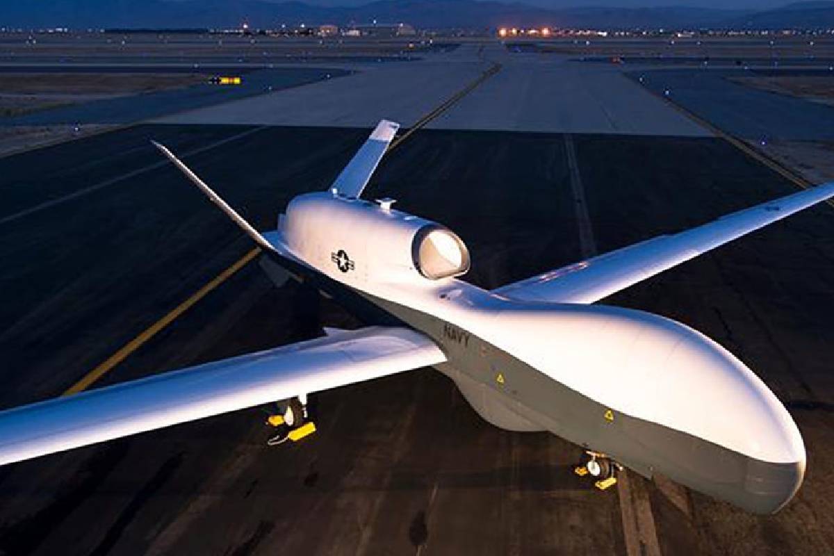 ஹார்முஸ் நீரிணையில் திடீரென்று மாயமான அமெரிக்காவின் 200 மில்லியன் டொலர் ட்ரோன் | Us 200 Million Drone Disappears