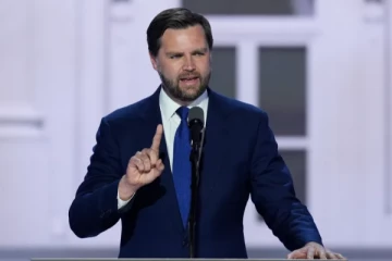 கனடாவில் வாழும் புலம்பெயர்ந்தோரை குற்றம் கூறும் அமெரிக்க துணை ஜனாதிபதி