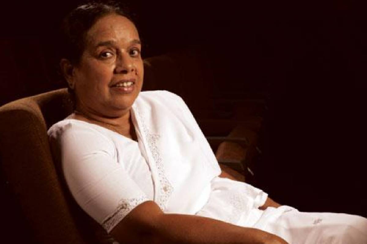 பிரபல பாடகி நந்தா மாலினி காலமானார்.. | Renowned Singer Nanda Malini Has Passed Away பிரபல பாடகி நந்தா மாலினி காலமானார்.. | Renowned Singer Nanda Malini Has Passed Away