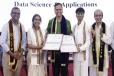 45 வயது அம்மா - 21 வயது மகன் : IIT மெட்ராஸ் பட்டமளிப்பு விழாவில் ஒரே மேடையில் பட்டம் பெற்ற நெகிழ்ச்சி தருணம்!