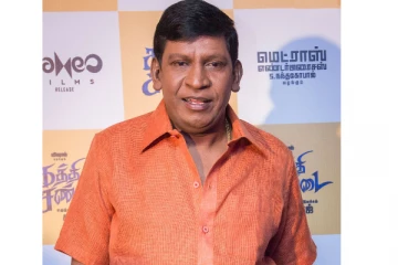 வடிவேலுவுடன் புகைப்படம் எடுத்துக் கொண்ட பிக்பாஸ் சீசன் 5 போட்டியாளர்