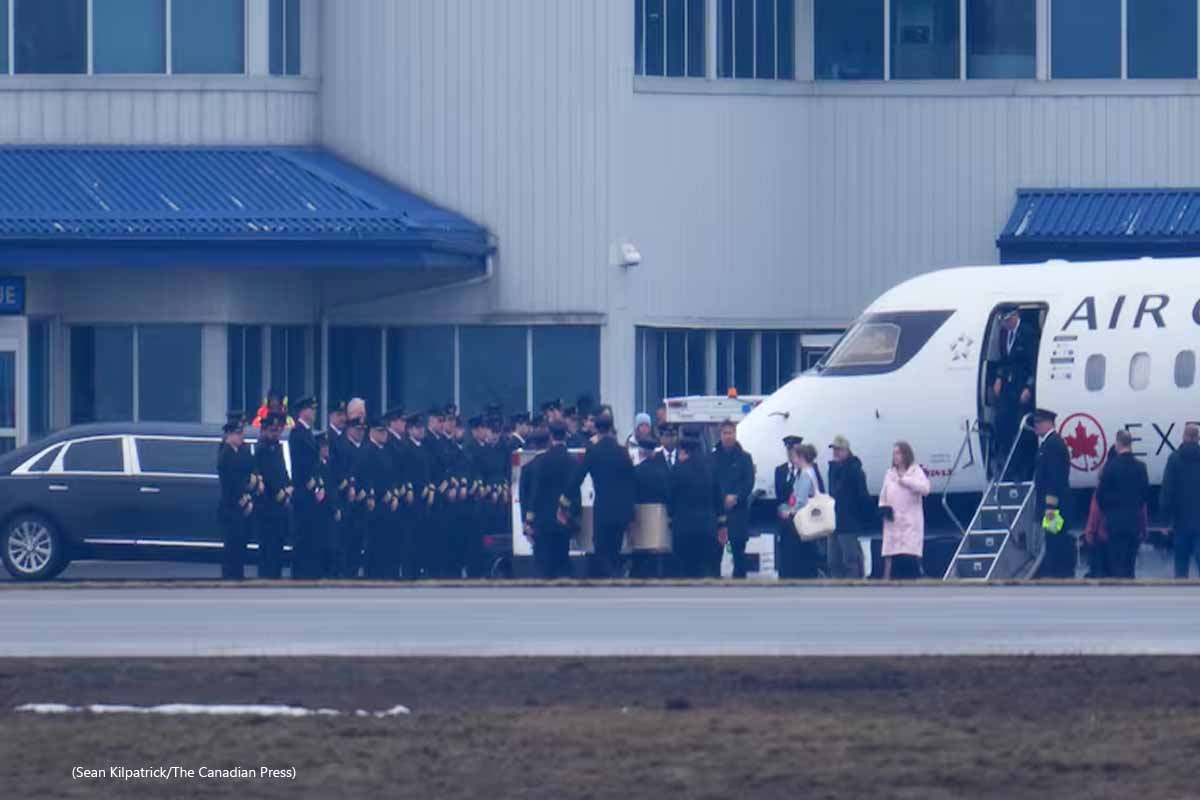 ஏர் கனடா விமான விபத்தில் உயிரிழந்த விமானிகள்: சமீபத்திய தகவல் | Pilots Dead Laguardia Airport ஏர் கனடா விமான விபத்தில் உயிரிழந்த விமானிகள்: சமீபத்திய தகவல் | Pilots Dead Laguardia Airport