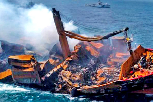 காட்சிகளை அழித்த அரசாங்கம்; குற்றம் சுமத்தும் கிரியெல்ல! | Express Pearl Ship Burning
