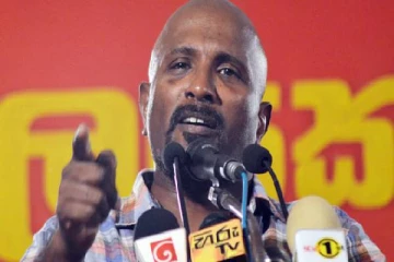 பின்வாசல் வழியாக வந்தவர் அடக்குமுறை திட்டங்களை வகுத்து வருகிறார்:குமார் குணரட்னம்