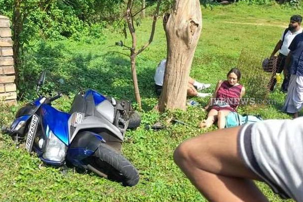 இலங்கையில் இரு வெளிநாட்டு பிரஜைகளுக்கு நேர்ந்த பரிதாப நிலை! | Foreign Nationals In An Accident In Sri Lanka