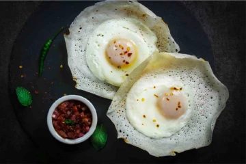 கேரளா ஸ்டைல் முட்டை ஆப்பம்... எப்படி செய்றதுனு தெரியுமா?