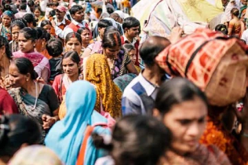 உலகின் வேகமாக வளர்ந்து வரும் மதம் எது தெரியுமா? 10 ஆண்டுகளில் 34 கோடிக்கும் அதிகமான மக்கள்