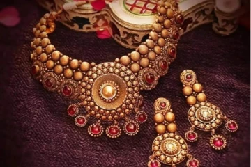 வரலாறு காணாத உயர்வை எட்டிய தங்கத்தின் விலை! இன்று ஏற்பட்டுள்ள மாற்றம்