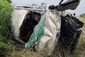 மகளின் வளைகாப்புக்கு குடும்பத்துடன்  சென்ற தாய்க்கு நேர்ந்த சோகம்! கோர விபத்து