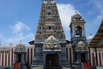 நான்கு தசாப்தங்களுக்கு பின்னர் யாழில் இருந்து செல்லும் கொடிச்சீலை!