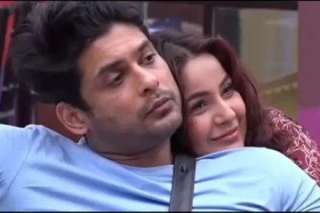 காதலியின் மடியில் தலைவைத்து தூங்கியபடி இறந்த நடிகர் - ரசிகர்கள் கண்ணீர்