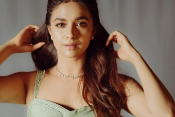 தமிழ்ல பேசுங்க மேடம்.. நிருபருக்கு கீர்த்தி சுரேஷ் நக்கலாக கொடுத்த பதில்