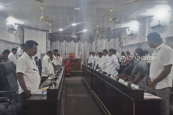 19 ஆண்டுகள் கடந்தும் கிடைக்காத நீதி! செஞ்சோலை வளாகத்தில் உயிரிழந்த உறவுகளுக்கு அஞ்சலி | Mullaitivu Sencholai Complex Deaths Tribute