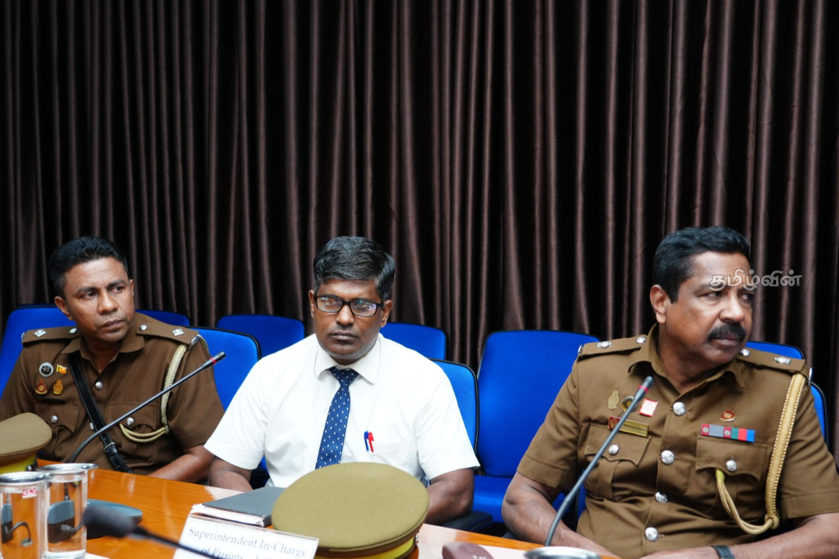 யாழ்ப்பாணம் மற்றும் வவுனியா சிறைச்சாலைகளின் பாதுகாப்பு ஏற்பாடுகள் - விசேட அவசர கலந்துரையாடல் | Security Arrangements In Prisons