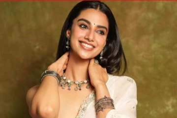 நடிகை மீனாட்சி சவுத்ரியின் வருங்கால கணவர் இப்படியெல்லாம் இருக்க வேண்டுமாம்..