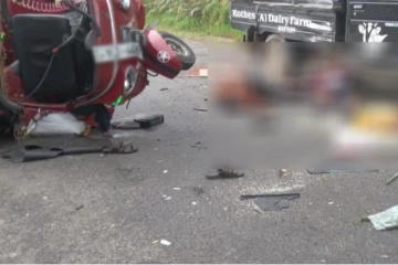 ජීවිත දෙකක් අහිමි කරමින් මෙරට සිදුවූ බිහිසුණු රිය අනතුර..