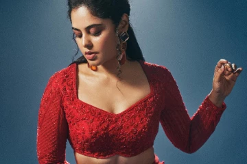 நடிகை பிந்து மாதவியின் லேட்டஸ்ட் ஹாட் போட்டோஷூட்