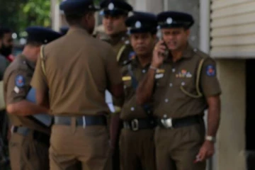 இலங்கையில் பாடசாலை மாணவனின் உயிரை பறித்த பயங்கர விபத்து! இருவர் வைத்தியசாலையில்