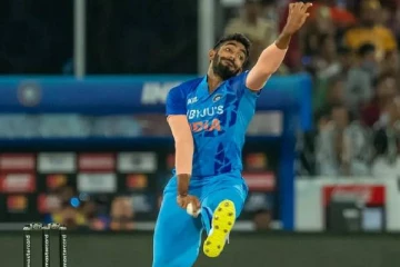 டி20 கிரிக்கெட்டில் மோசமான சாதனை படைத்த பும்ரா!