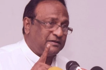 விடுதலைப் புலிகள் கூட அவமதித்ததில்லை - ஆனால் இன்று.... வெட்கத்தில் சரத் வீரசேகர