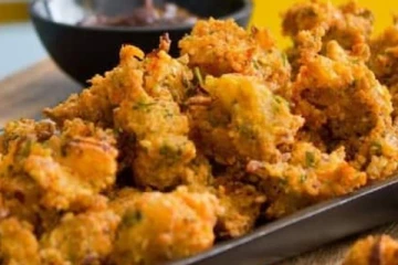 மீதமான சாதத்தினை வெளியே கொட்டுபவரா நீங்கள்? ஈஸியான ஸ்நாக்ஸ் செய்யலாம்