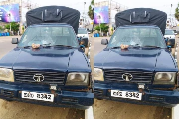 யாழில் கடற்படைக்கு சொந்தமான வாகனம் மீது கல்வீசிய மனநிலை பாதிக்கப்பட்ட இளைஞன்!