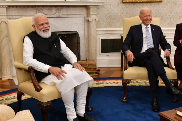 அமெரிக்க அதிபரை சந்தித்தார் பிரதமர் மோடி - இருநாடுகளின் நல்லுறவு குறித்து ஆலோசனை