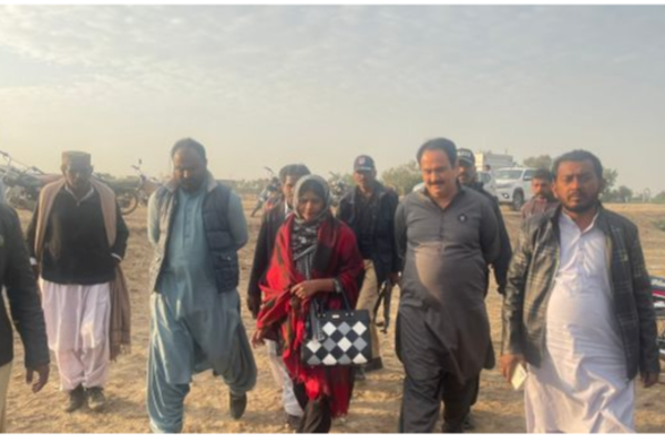 உயிரோடு பெண்ணின் உடல் முழுவதும் தோலை உரித்து கொன்ற கொடூரம்! | Hindu Woman Murdered Brutally In Pakistan