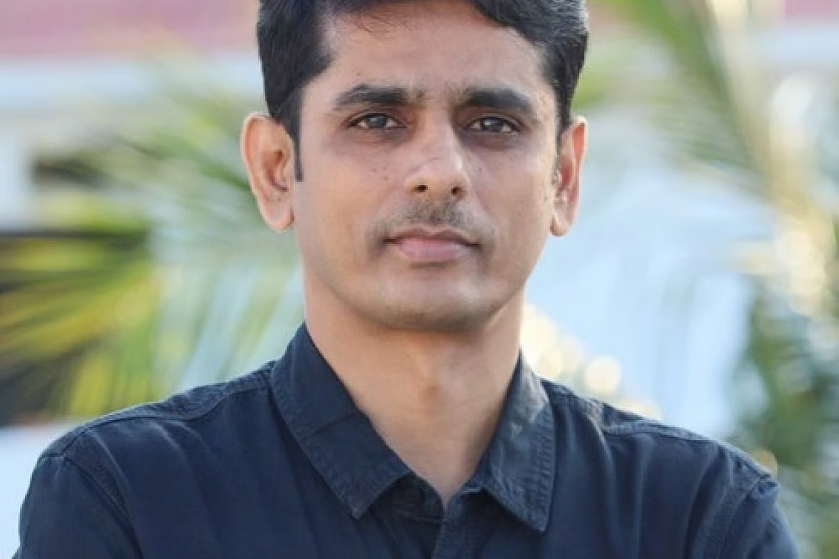 டி.வி.கே வின் அபாரமான வெற்றிக்கு பின்னால் உள்ள ஆரோக்கியசாமி என்ற தேர்தல் வியூகம் | John Election Strategy Behind Tvk Victory