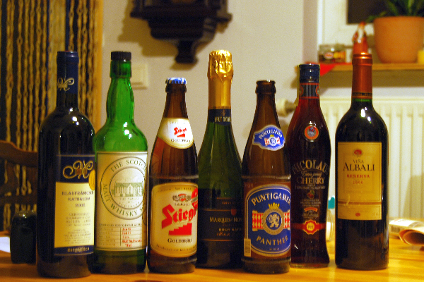 வீழ்ச்சியடைந்த மதுபான விற்பனை! | Falling Liquor Sales