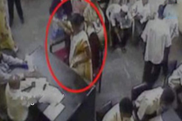 அமைச்சர் டக்ளஸ் மீது கொலை முயற்சி; பெண்ணிற்கு கிடைத்த தண்டனை! | Attempted Assassination Of Minister Douglas Woman