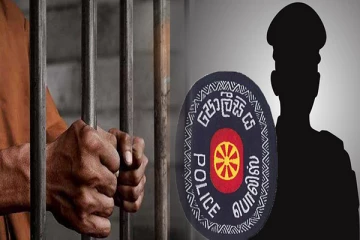 பொலிஸ் அதிகாரியை கூரிய ஆயுத தாக்கிய கைதி