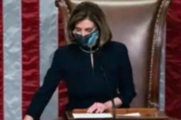 வீட்டில் குழந்தைகள், வயதானவர்களை கவனிக்கும் அரசு ஊழியர் அனைவருக்கும் ரூ.15 லட்சம் : அமெரிக்கா அரசு அறிவிப்பு