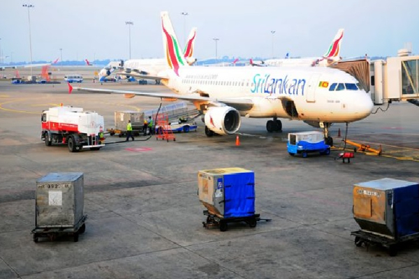 ஸ்ரீலங்கன் எயார்லைன்ஸ் விமானம்-SriLankan Airlines flight