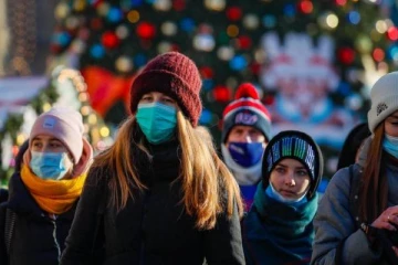 மீண்டும் உருவெடுத்த கொரோனா... ஒரே நாளில் ரஷ்யாவில் 828 பேர் பலி!