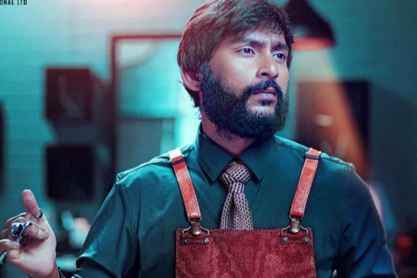 RJ பாலாஜியா இது.. அடையாளமே தெரியாத அளவு மாறிட்டாரே! போட்டோ வைரல் | Singapore Saloon Rj Balaji Stunning Transformation