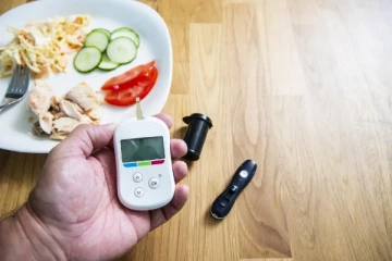 உடம்பில் ஏறி போன சர்க்கரை அளவை சரசரவென குறைக்க! எளிதான வழிகள் இருக்கே