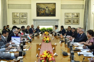 இந்திய - இலங்கை இருதரப்பு திட்டங்களின் முன்னேற்றம் குறித்து மீளாய்வு