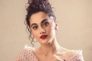 அட்ஜெஸ்ட்மெண்ட் செய்து இப்படியொரு பொழப்பு தேவையில்லை! சினிமாவை தூக்கி போட்ட நடிகை கூறிய காரணம்?