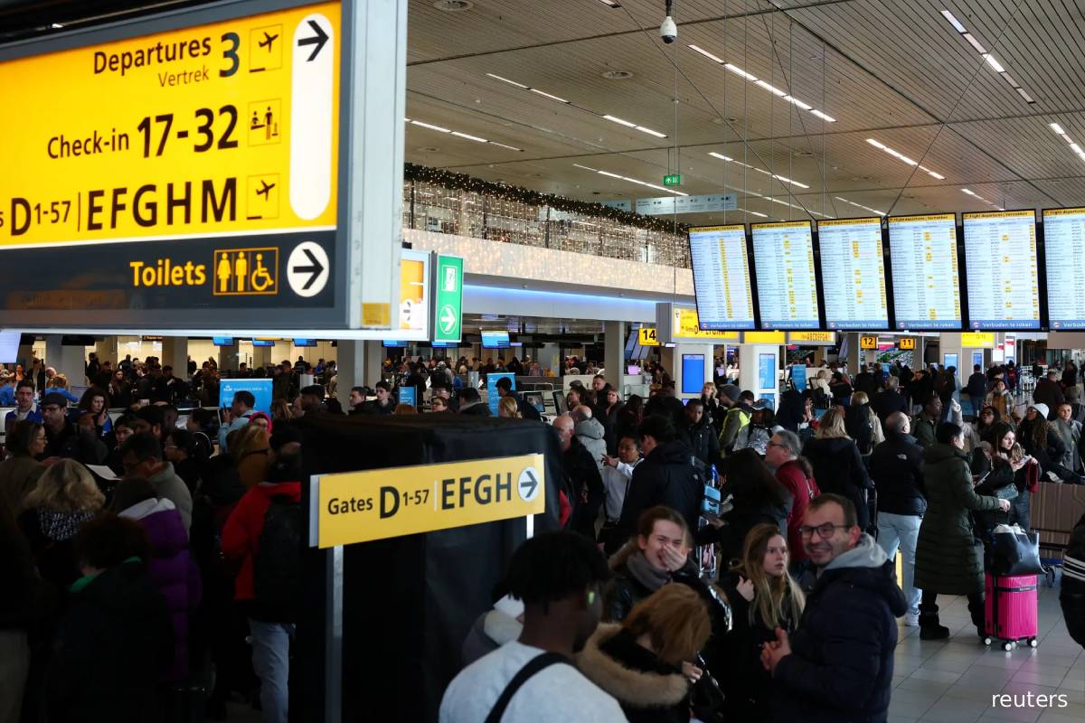 இன்னும் 6 வாரங்கள்... ஐரோப்பாவின் மொத்த விமான சேவையும் ஸ்தம்பிக்கும்: வெளியான எச்சரிக்கை | Iran War Jet Fuel Left Europe