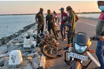 வேகக்கட்டுப்பாட்டை இழந்த மோட்டார் சைக்கிள் - காவல்துறை உத்தியோகஸ்தர் பலி!