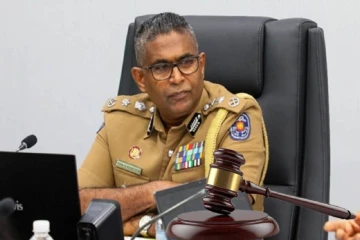 நீதிமன்றை தவறாக வழிநடத்த முயற்சி : காவல்துறை மா அதிபருக்கு எதிராக நீதிமன்ற அவமதிப்பு நடவடிக்கை